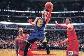 2胜8负！15胜12负！NBA最尴尬伪巨头，5年3.5亿美金大合同没戏了
