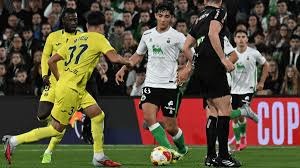 赫内斯：拜仁再次成为一座堡垒；孔帕尼像老母鸡一样保护球员